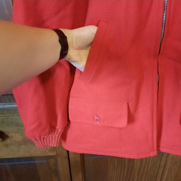 Vintage 1960s Soo wool red knit insulated full metal zipper hunting field coat - Picture 6 of 15